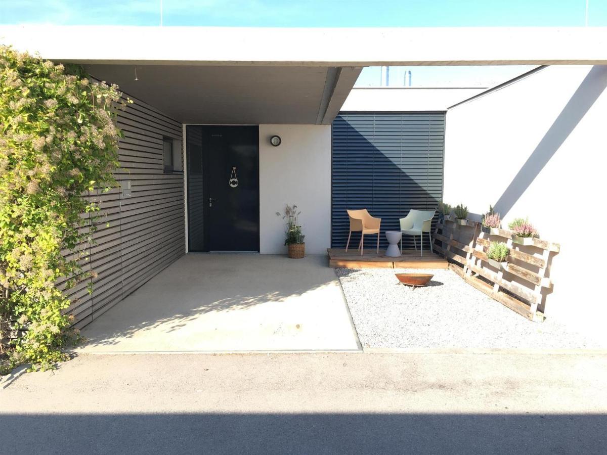 Ferienhaus Am See Neusiedl Нойзидл ам Зее Екстериор снимка