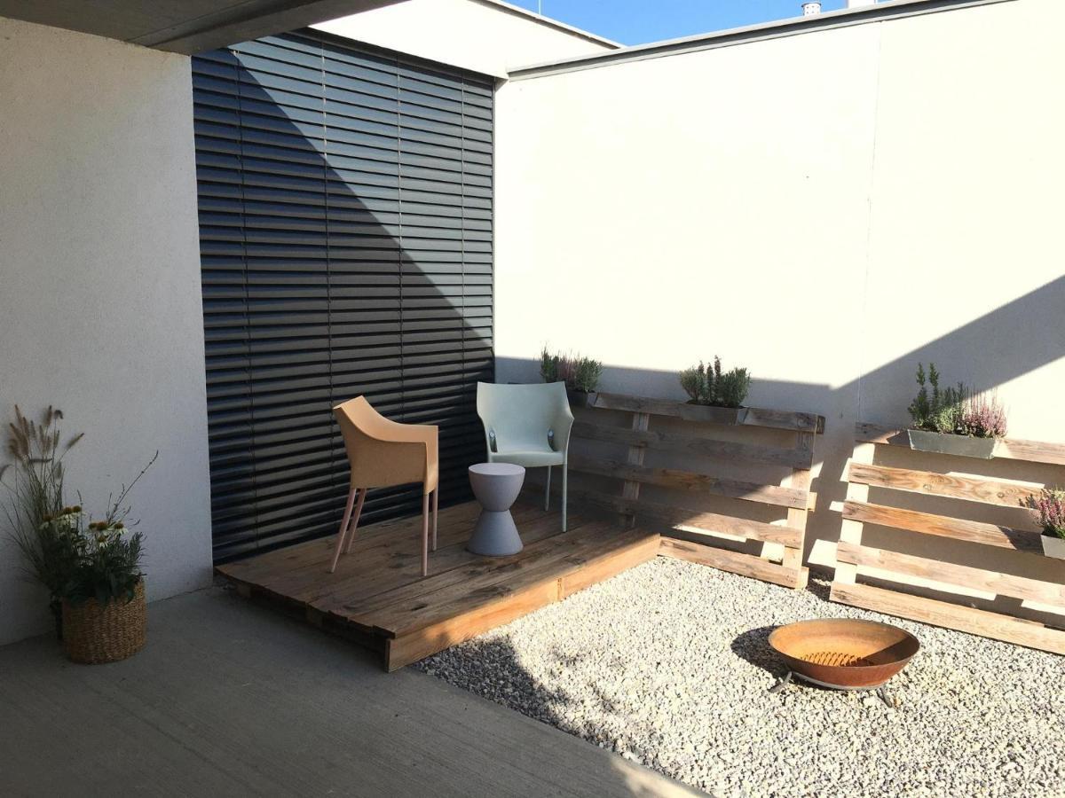 Ferienhaus Am See Neusiedl Нойзидл ам Зее Екстериор снимка
